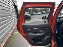 Dacia Duster 1.3 TCe Prestige SUV 5dr Petrol Manual Euro 6 (s/s) (130 ps) - U1179
