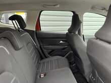 Dacia Duster 1.3 TCe Prestige SUV 5dr Petrol Manual Euro 6 (s/s) (130 ps) - U1179