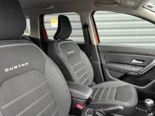 Dacia Duster 1.3 TCe Prestige SUV 5dr Petrol Manual Euro 6 (s/s) (130 ps) - U1179