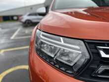 Dacia Duster 1.3 TCe Prestige SUV 5dr Petrol Manual Euro 6 (s/s) (130 ps) - U1179