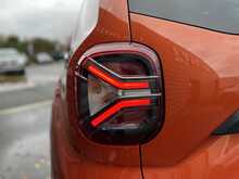 Dacia Duster 1.3 TCe Prestige SUV 5dr Petrol Manual Euro 6 (s/s) (130 ps) - U1179