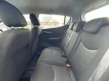 Vauxhall Viva 1.0i SE Hatchback 5dr Petrol Manual Euro 6 (a/c) (75 ps) - U1181