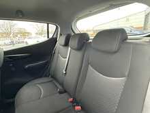 Vauxhall Viva 1.0i SE Hatchback 5dr Petrol Manual Euro 6 (a/c) (75 ps) - U1181