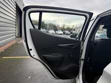 Vauxhall Viva 1.0i SE Hatchback 5dr Petrol Manual Euro 6 (a/c) (75 ps) - U1181