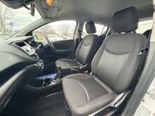 Vauxhall Viva 1.0i SE Hatchback 5dr Petrol Manual Euro 6 (a/c) (75 ps) - U1181