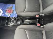 Vauxhall Viva 1.0i SE Hatchback 5dr Petrol Manual Euro 6 (a/c) (75 ps) - U1181