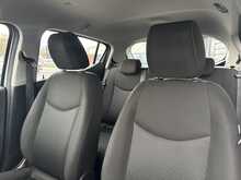 Vauxhall Viva 1.0i SE Hatchback 5dr Petrol Manual Euro 6 (a/c) (75 ps) - U1181