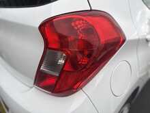 Vauxhall Viva 1.0i SE Hatchback 5dr Petrol Manual Euro 6 (a/c) (75 ps) - U1181