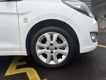 Vauxhall Viva 1.0i SE Hatchback 5dr Petrol Manual Euro 6 (a/c) (75 ps) - U1181