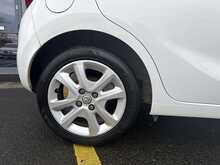 Vauxhall Viva 1.0i SE Hatchback 5dr Petrol Manual Euro 6 (a/c) (75 ps) - U1181