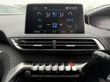 Peugeot 5008 1.5 BlueHDi Allure SUV 5dr Diesel EAT Euro 6 (s/s) (130 ps) - U1194