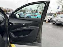 Peugeot 5008 1.5 BlueHDi Allure SUV 5dr Diesel EAT Euro 6 (s/s) (130 ps) - U1194