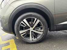 Peugeot 5008 1.5 BlueHDi Allure SUV 5dr Diesel EAT Euro 6 (s/s) (130 ps) - U1194