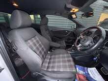 Volkswagen Polo 1.8 TSI BlueMotion Tech GTI Hatchback 3dr Petrol DSG Euro 6 (s/s) (192 ps) - U1195