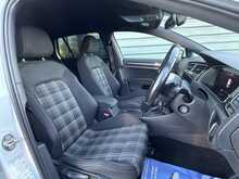 Volkswagen Golf 2.0 TDI GTD BlueLine Hatchback 5dr Diesel DSG Euro 6 (s/s) (184 ps) - U1204