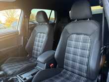 Volkswagen Golf 2.0 TDI GTD BlueLine Hatchback 5dr Diesel DSG Euro 6 (s/s) (184 ps) - U1204