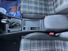 Volkswagen Golf 2.0 TDI GTD BlueLine Hatchback 5dr Diesel DSG Euro 6 (s/s) (184 ps) - U1204