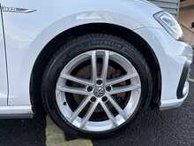 Volkswagen Golf 2.0 TDI GTD BlueLine Hatchback 5dr Diesel DSG Euro 6 (s/s) (184 ps) - U1204