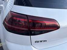 Volkswagen Golf 2.0 TDI GTD BlueLine Hatchback 5dr Diesel DSG Euro 6 (s/s) (184 ps) - U1204