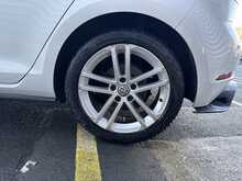 Volkswagen Golf 2.0 TDI GTD BlueLine Hatchback 5dr Diesel DSG Euro 6 (s/s) (184 ps) - U1204