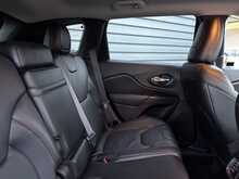 Jeep Cherokee 3.2 V6 Trailhawk SUV 5dr Petrol Auto 4WD Euro 6 (270 bhp) - U1209