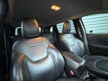 Jeep Cherokee 3.2 V6 Trailhawk SUV 5dr Petrol Auto 4WD Euro 6 (270 bhp) - U1209