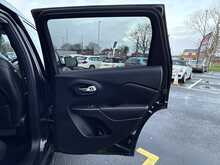 Jeep Cherokee 3.2 V6 Trailhawk SUV 5dr Petrol Auto 4WD Euro 6 (270 bhp) - U1209