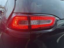 Jeep Cherokee 3.2 V6 Trailhawk SUV 5dr Petrol Auto 4WD Euro 6 (270 bhp) - U1209