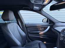 BMW 3 Series 3.0 330d M Sport Saloon 4dr Diesel Auto xDrive Euro 5 (s/s) (258 ps) - U1220