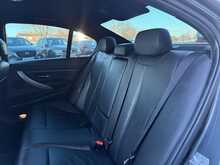 BMW 3 Series 3.0 330d M Sport Saloon 4dr Diesel Auto xDrive Euro 5 (s/s) (258 ps) - U1220