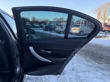 BMW 3 Series 3.0 330d M Sport Saloon 4dr Diesel Auto xDrive Euro 5 (s/s) (258 ps) - U1220