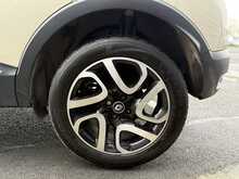 Renault Captur 0.9 TCe ENERGY Dynamique S Nav SUV 5dr Petrol Manual Euro 6 (s/s) (90 ps) - U1223