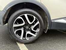 Renault Captur 0.9 TCe ENERGY Dynamique S Nav SUV 5dr Petrol Manual Euro 6 (s/s) (90 ps) - U1223