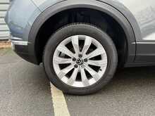 Volkswagen T-Roc 1.0 TSI SE SUV 5dr Petrol Manual Euro 6 (s/s) (110 ps) - U1225