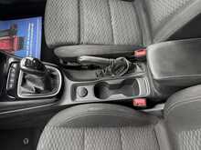 Vauxhall Astra 1.6 CDTi BlueInjection SRi Nav Hatchback 5dr Diesel Manual Euro 6 (s/s) (136 ps) - U1237