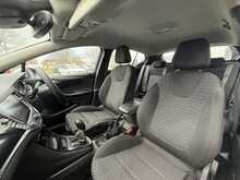 Vauxhall Astra 1.6 CDTi BlueInjection SRi Nav Hatchback 5dr Diesel Manual Euro 6 (s/s) (136 ps) - U1237