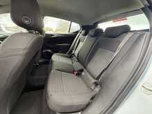 Vauxhall Astra 1.6 CDTi BlueInjection SRi Nav Hatchback 5dr Diesel Manual Euro 6 (s/s) (136 ps) - U1237