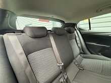 Vauxhall Astra 1.6 CDTi BlueInjection SRi Nav Hatchback 5dr Diesel Manual Euro 6 (s/s) (136 ps) - U1237