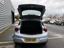 Vauxhall Astra 1.6 CDTi BlueInjection SRi Nav Hatchback 5dr Diesel Manual Euro 6 (s/s) (136 ps) - U1237