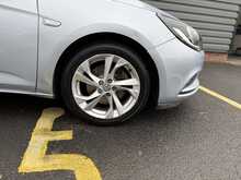 Vauxhall Astra 1.6 CDTi BlueInjection SRi Nav Hatchback 5dr Diesel Manual Euro 6 (s/s) (136 ps) - U1237