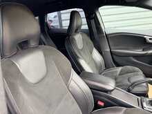 Volvo V40 2.0 D4 R-Design Nav Hatchback 5dr Diesel Manual Euro 6 (s/s) (190 ps) - U1258
