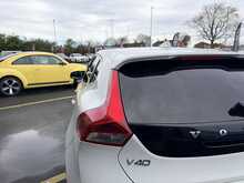 Volvo V40 2.0 D4 R-Design Nav Hatchback 5dr Diesel Manual Euro 6 (s/s) (190 ps) - U1258