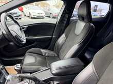 Volvo V40 2.0 D4 R-Design Nav Hatchback 5dr Diesel Manual Euro 6 (s/s) (190 ps) - U1258