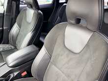 Volvo V40 2.0 D4 R-Design Nav Hatchback 5dr Diesel Manual Euro 6 (s/s) (190 ps) - U1258