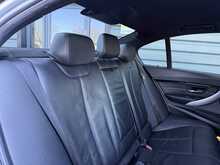 BMW 3 Series 2.0 318d M Sport Shadow Edition Saloon 4dr Diesel Auto Euro 6 (s/s) (150 ps) - U1262
