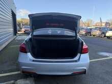 BMW 3 Series 2.0 318d M Sport Shadow Edition Saloon 4dr Diesel Auto Euro 6 (s/s) (150 ps) - U1262