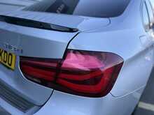 BMW 3 Series 2.0 318d M Sport Shadow Edition Saloon 4dr Diesel Auto Euro 6 (s/s) (150 ps) - U1262