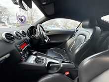 Audi TT 2.0 TDI Black Edition Coupe 3dr Diesel S Tronic quattro Euro 5 (170 ps) - U1272