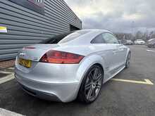 Audi TT 2.0 TDI Black Edition Coupe 3dr Diesel S Tronic quattro Euro 5 (170 ps) - U1272