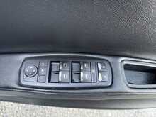 Maserati Ghibli 3.0D V6 Saloon 4dr Diesel ZF Euro 5 (s/s) (275 ps) - U1273